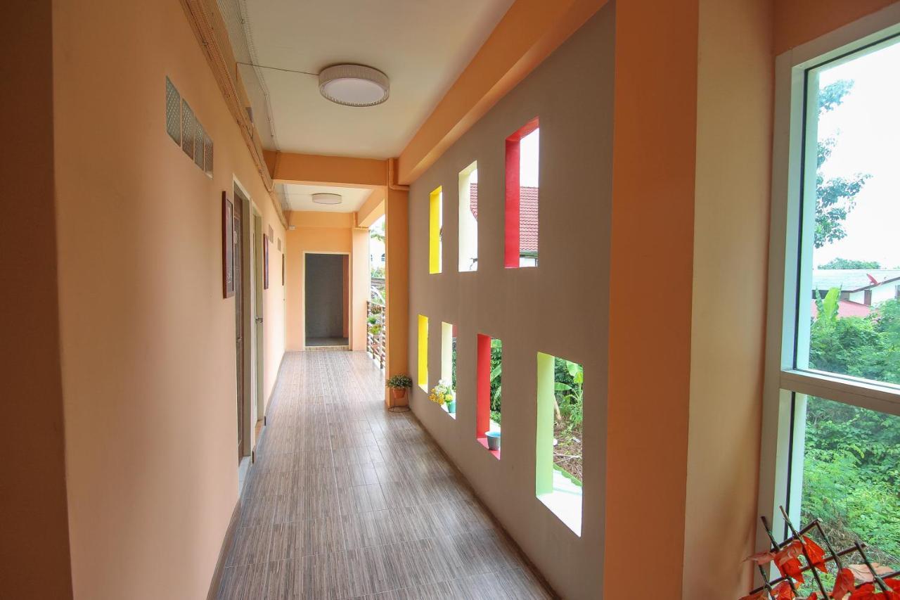 Apartamento Bann In Suan Bangkok Exterior foto